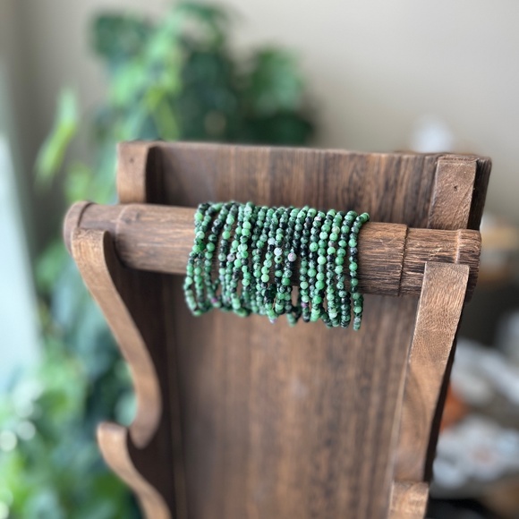Ruby Zoisite Bracelet (one) - Picture 5 of 5